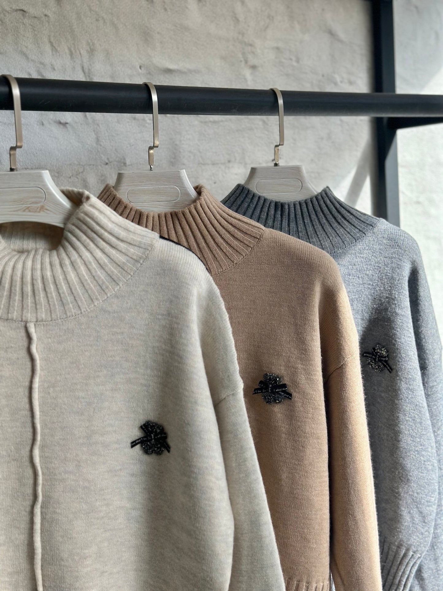 Дамско полуполо с мече- сив