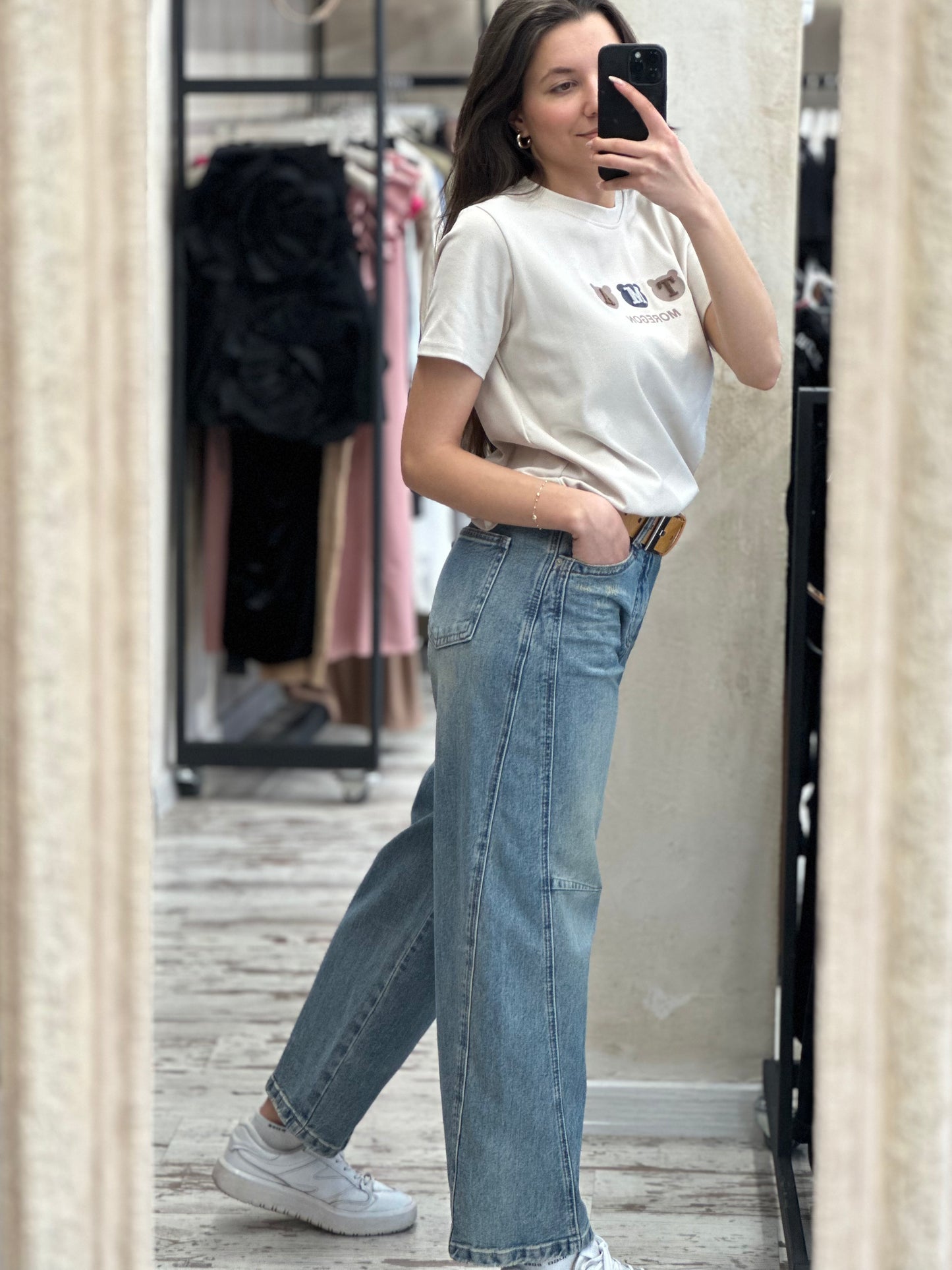 Дамски дънки с колан