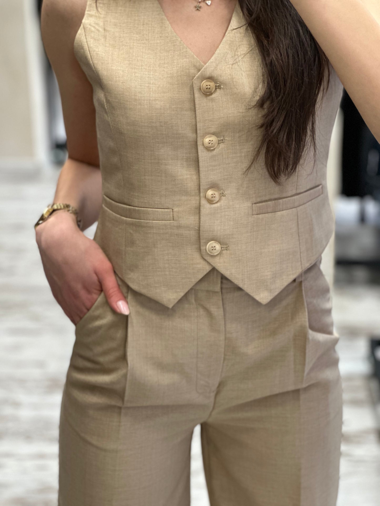 Дамски ленен костюм