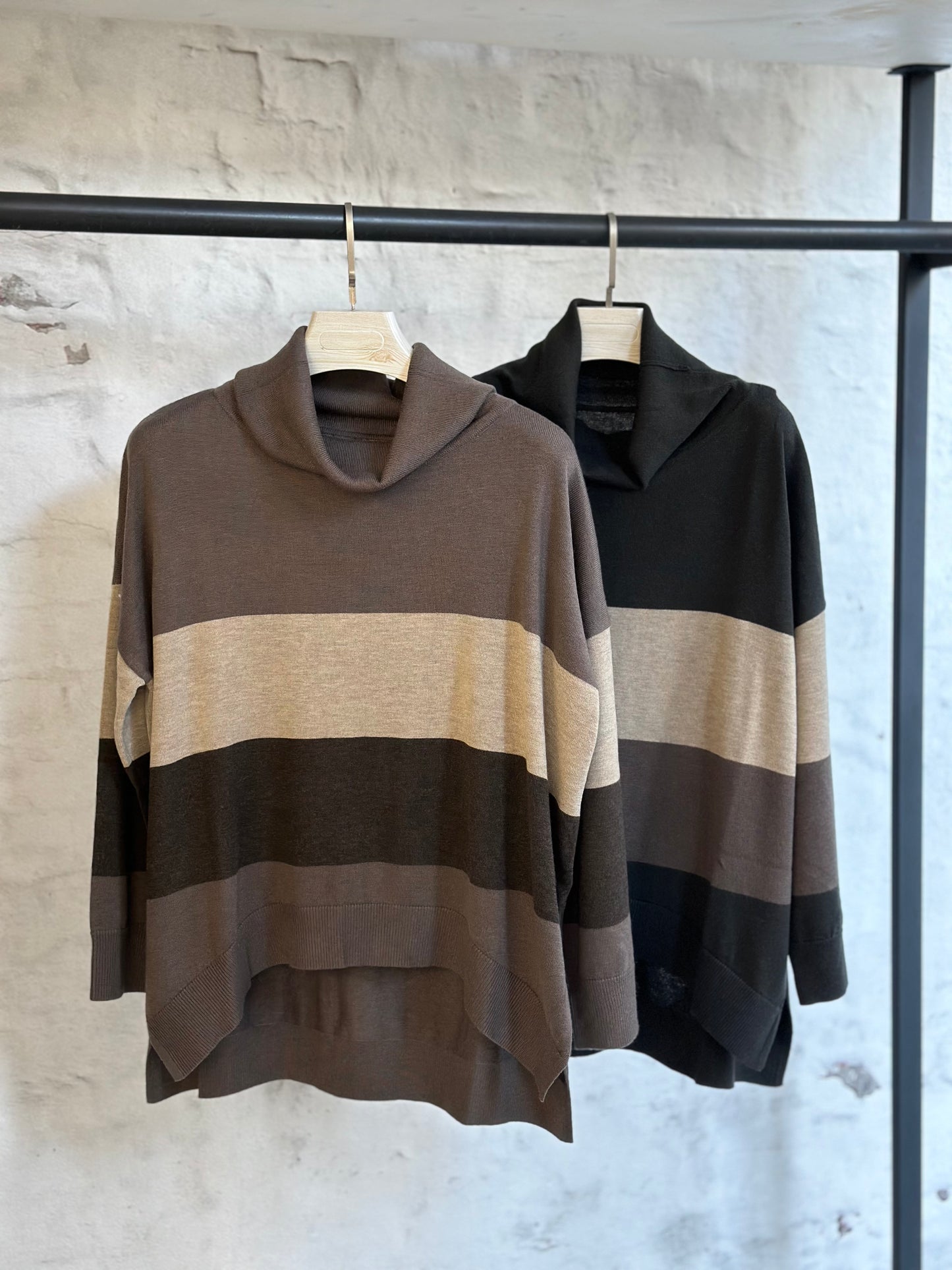 Дамски пуловер рае-кафяв