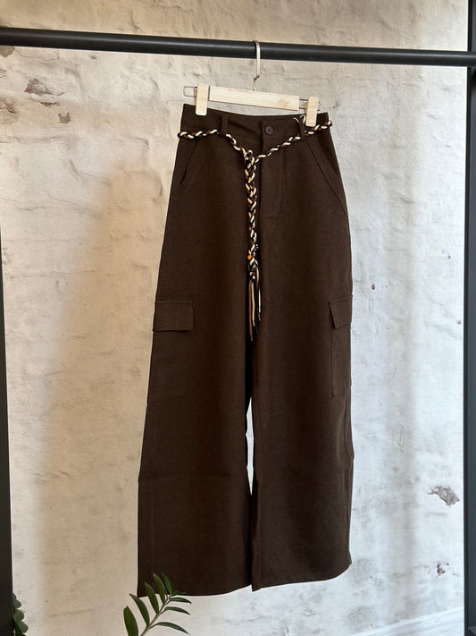 Дамски панталон със странични джобове- кафяв