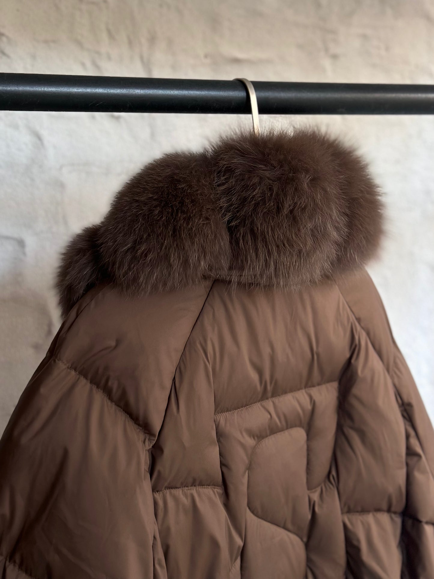 Дамско яке с гъши пух и естествен кафяв косъм