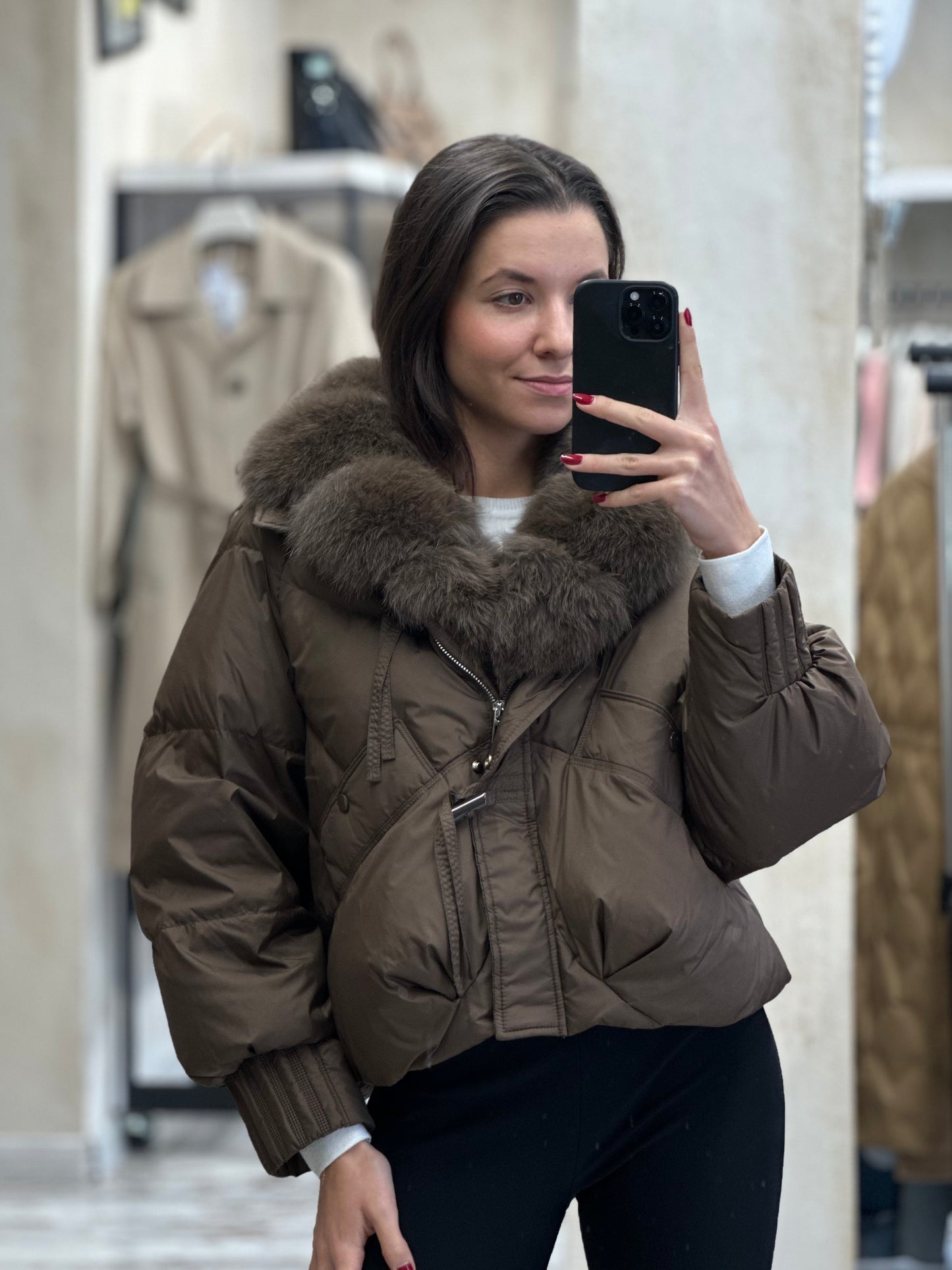 Дамско яке с гъши пух и естествен кафяв косъм