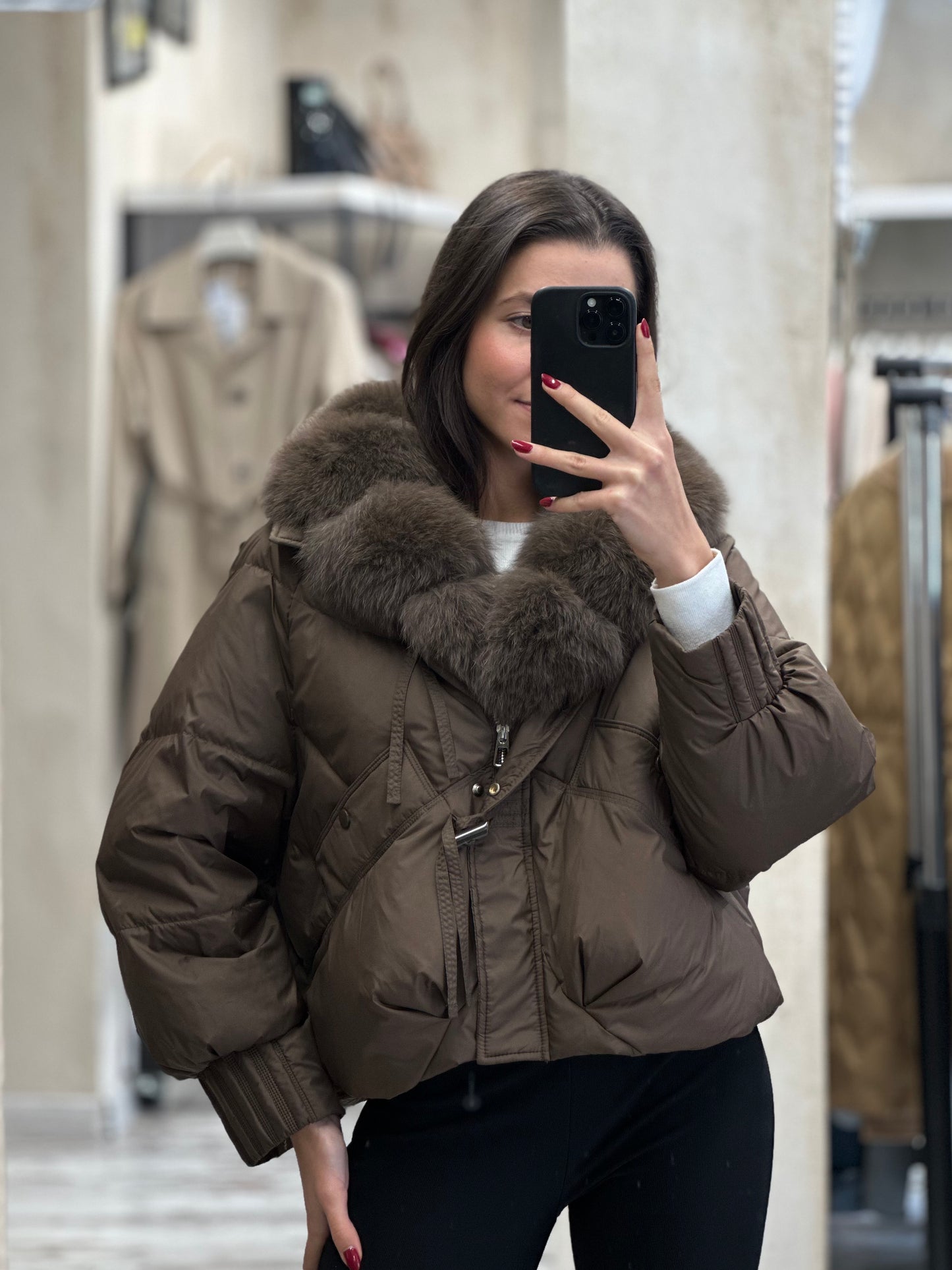 Дамско яке с гъши пух и естествен кафяв косъм