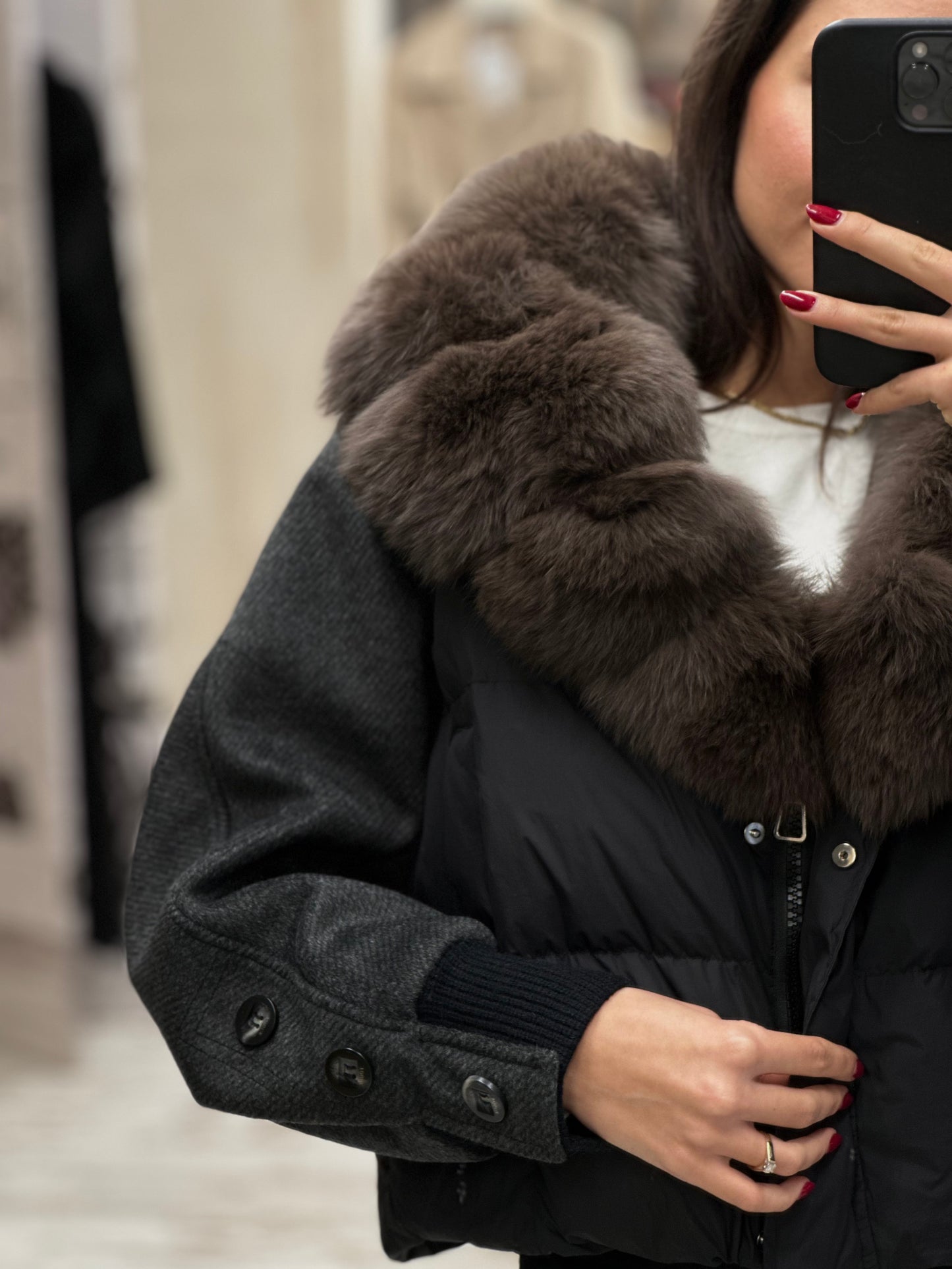 Дамско яке с гъши пух и естествен кафяв косъм