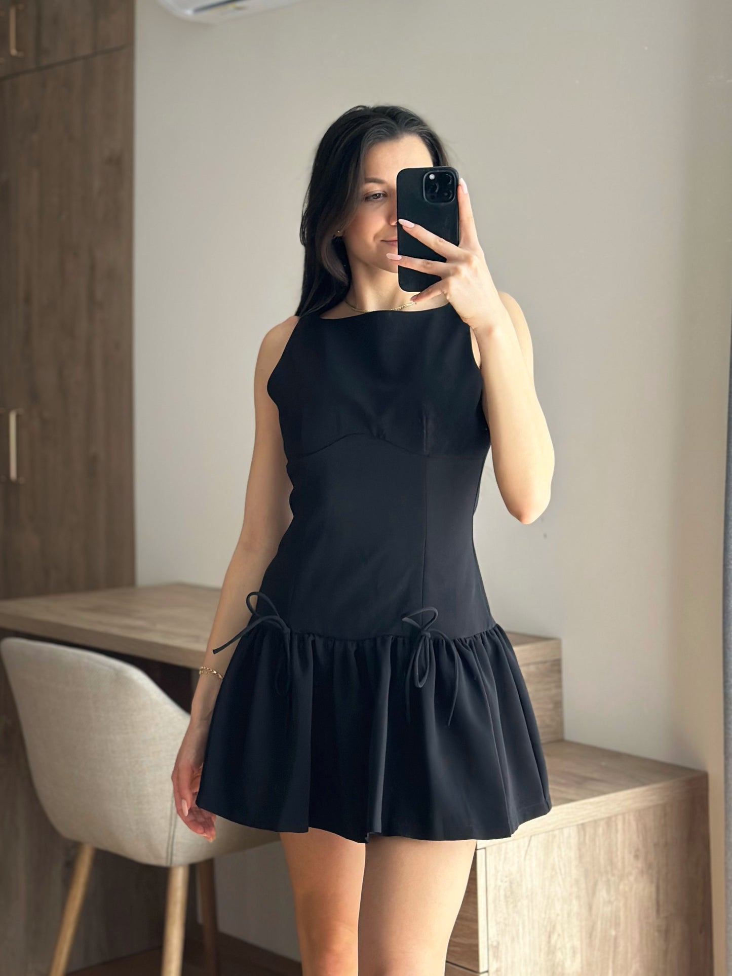 Дамска черна рокля