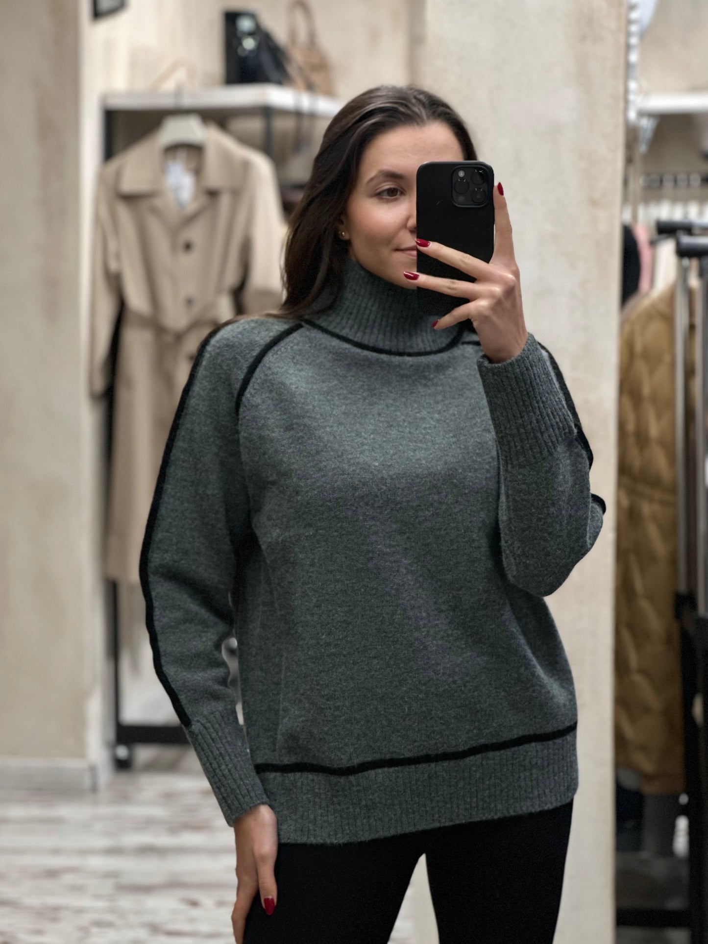 Дамски пуловер поло-сив