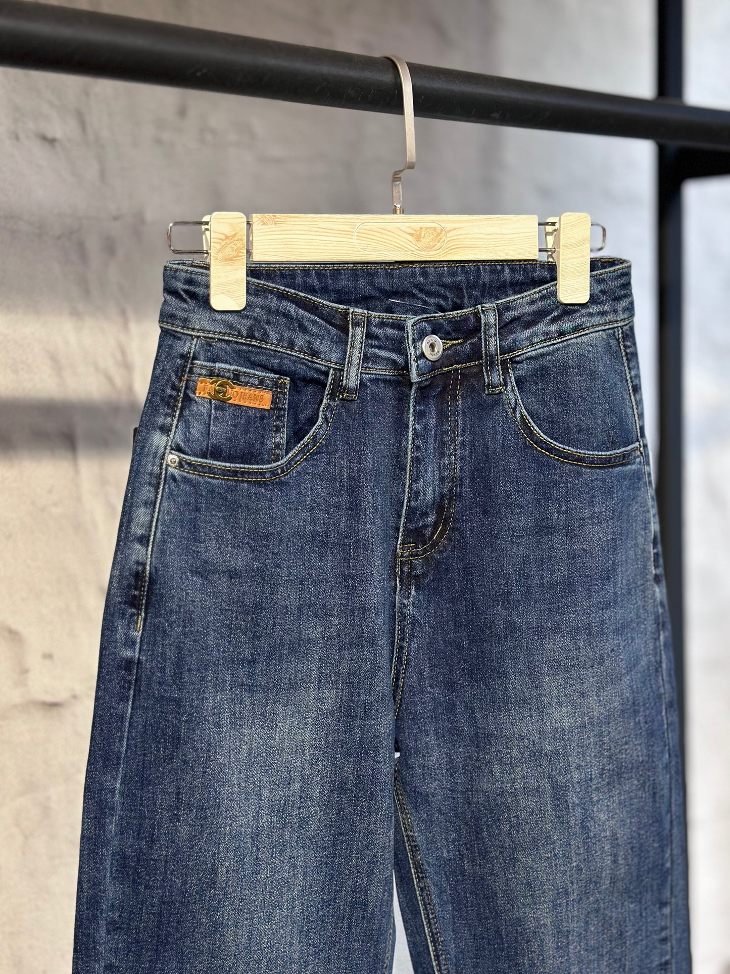 Дамски дънки с висока талия