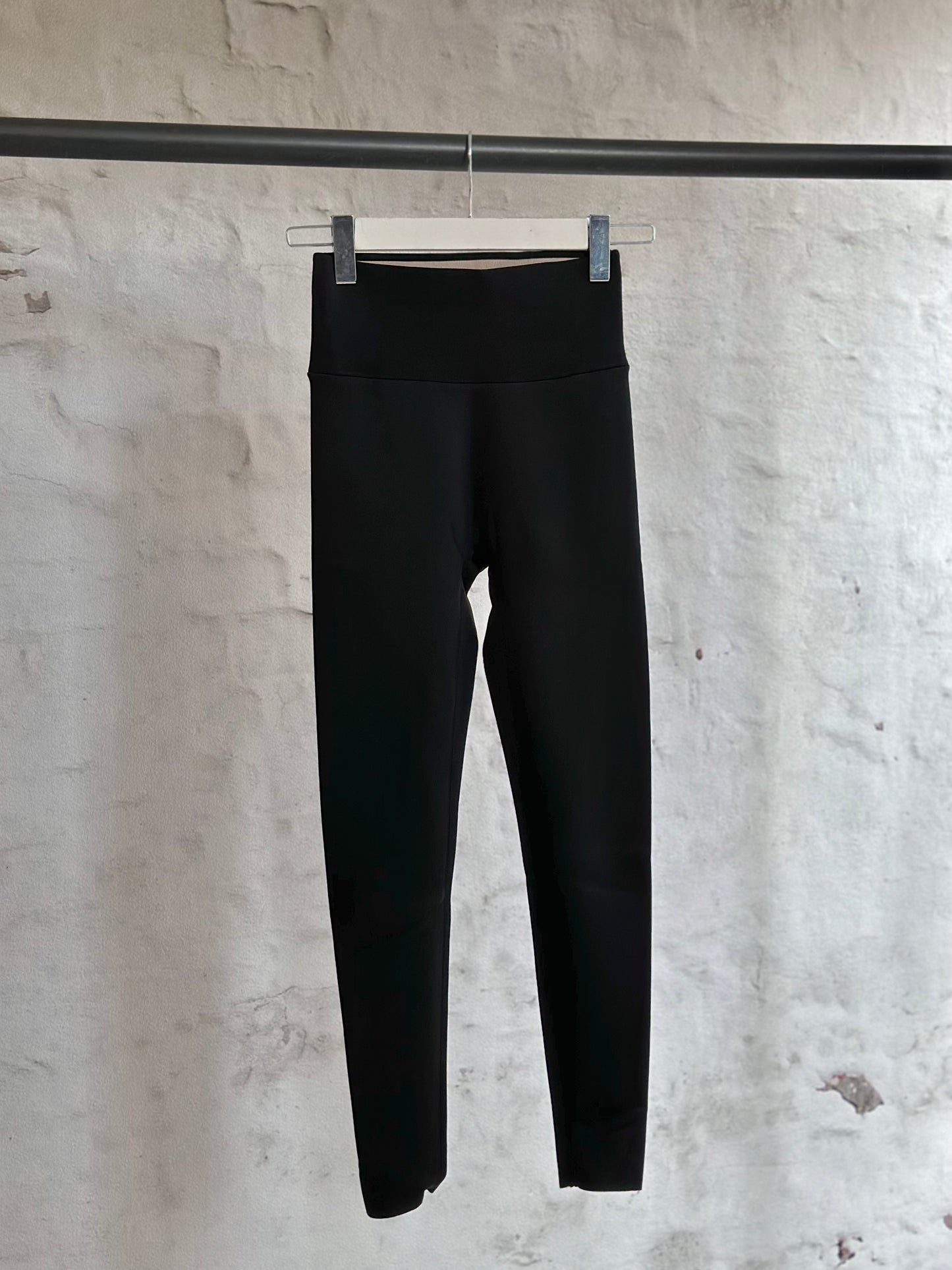 Дамски подплатен клин-черен