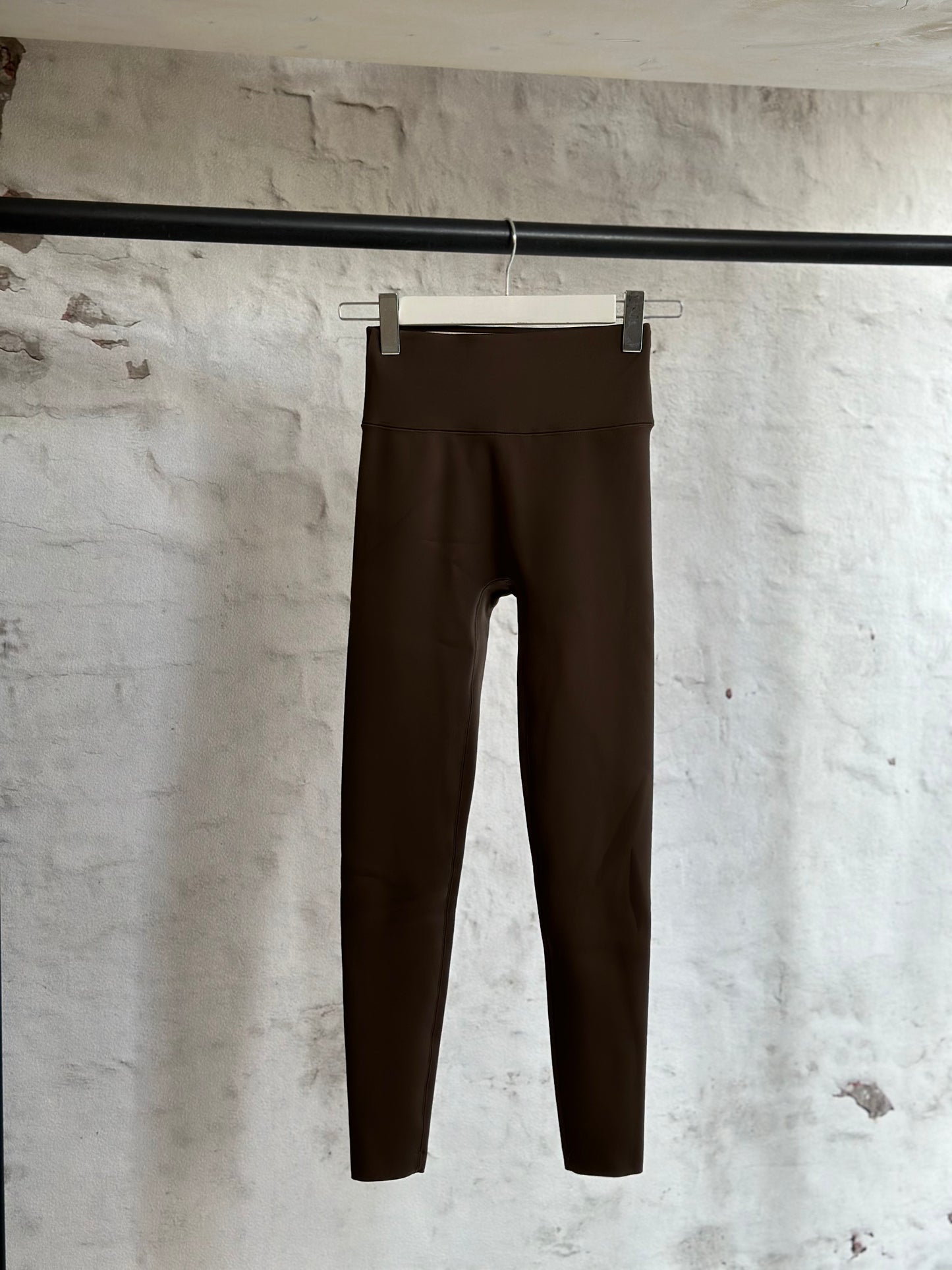 Дамски подплатен клин-кафяв