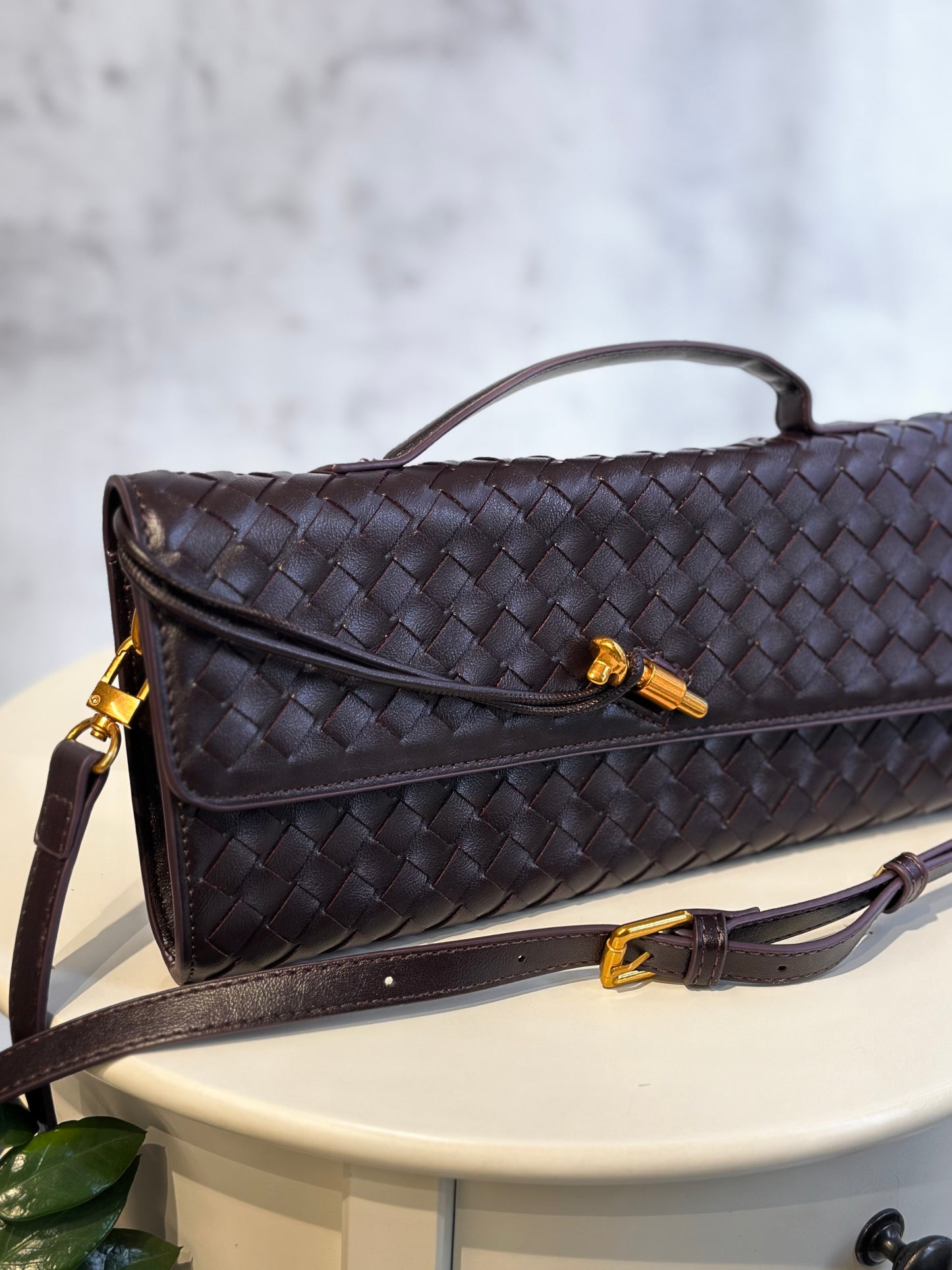 Дамска чанта Veneta от естествена кожа-кафява