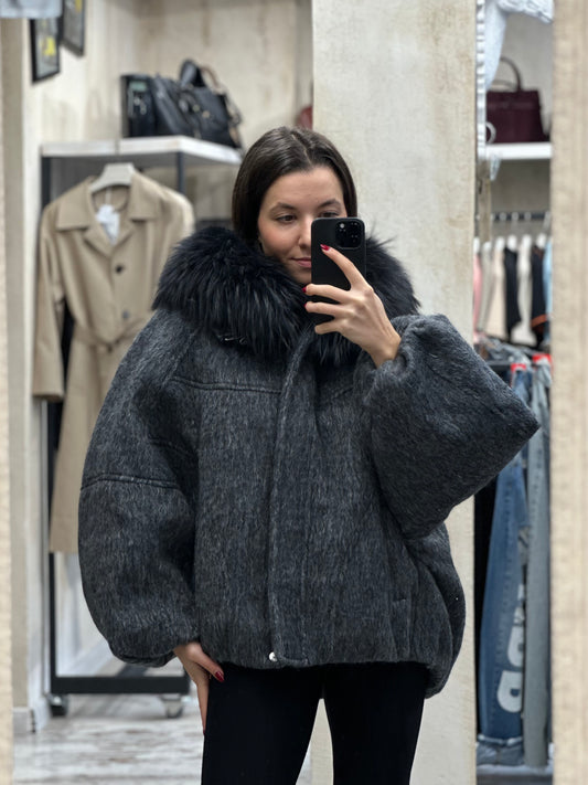 Дамско яке-графит с качулка от естествен косъм