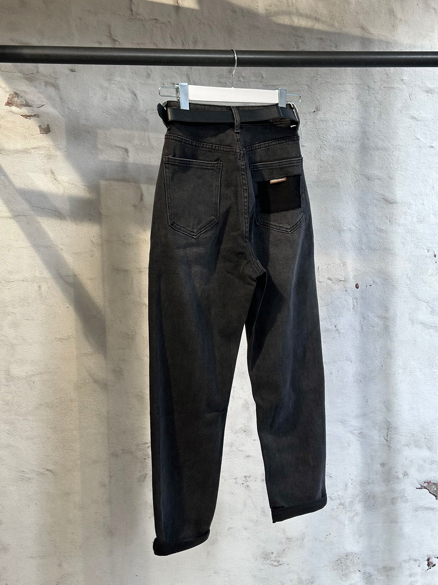 Дамски дънки с висока талия-черни