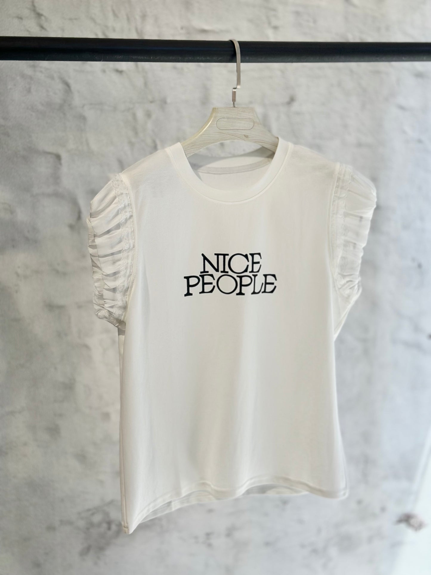 Дамска бяла тениска Nice People