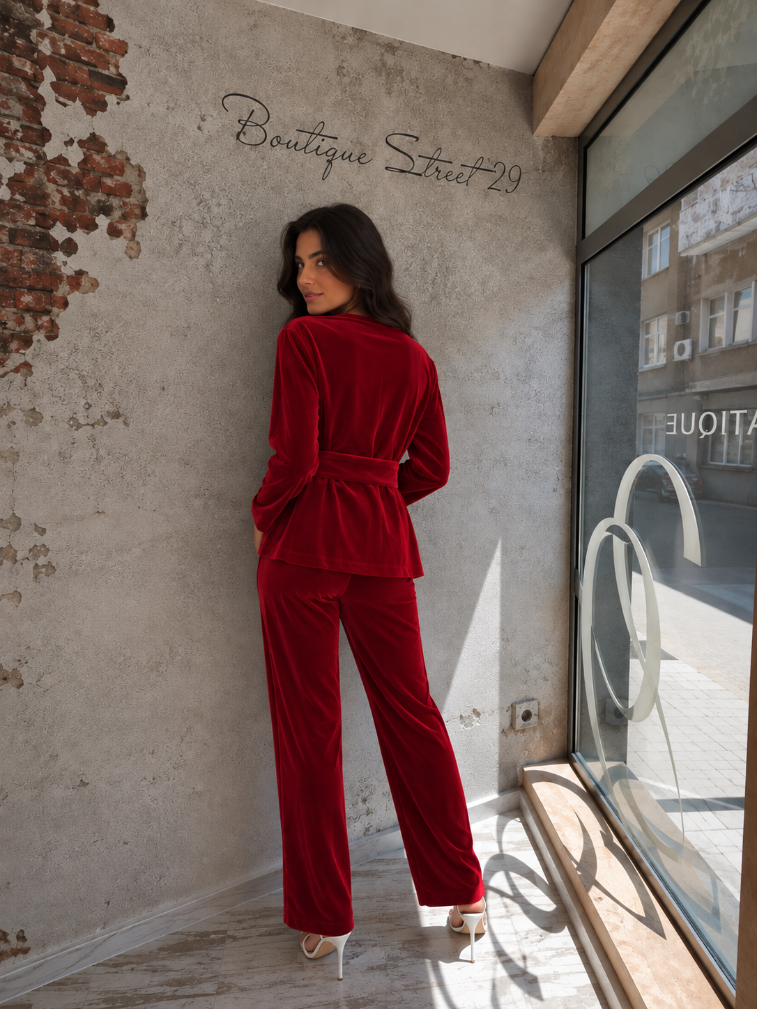 Дамски костюм VELVETÉ -Red