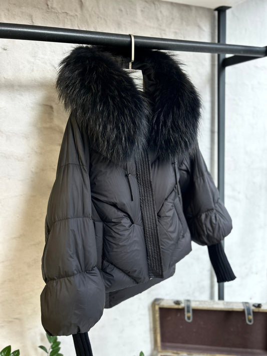 Дамско яке с гъши пух и естествен косъм- черно