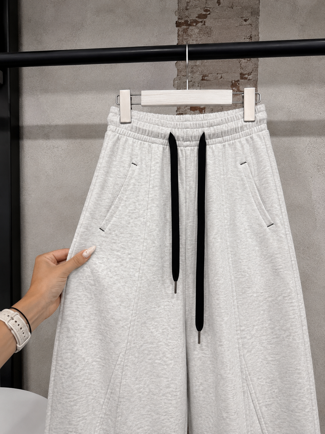 Дамско долнище Comfort Fit сиво